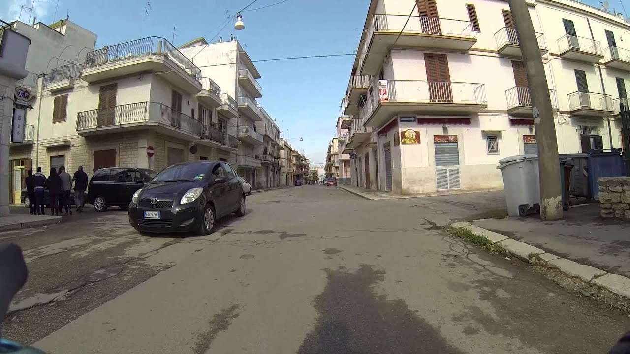 Ruvo di Puglia - Vizi e virtù di una cittadina appena sveglia, senza trucco