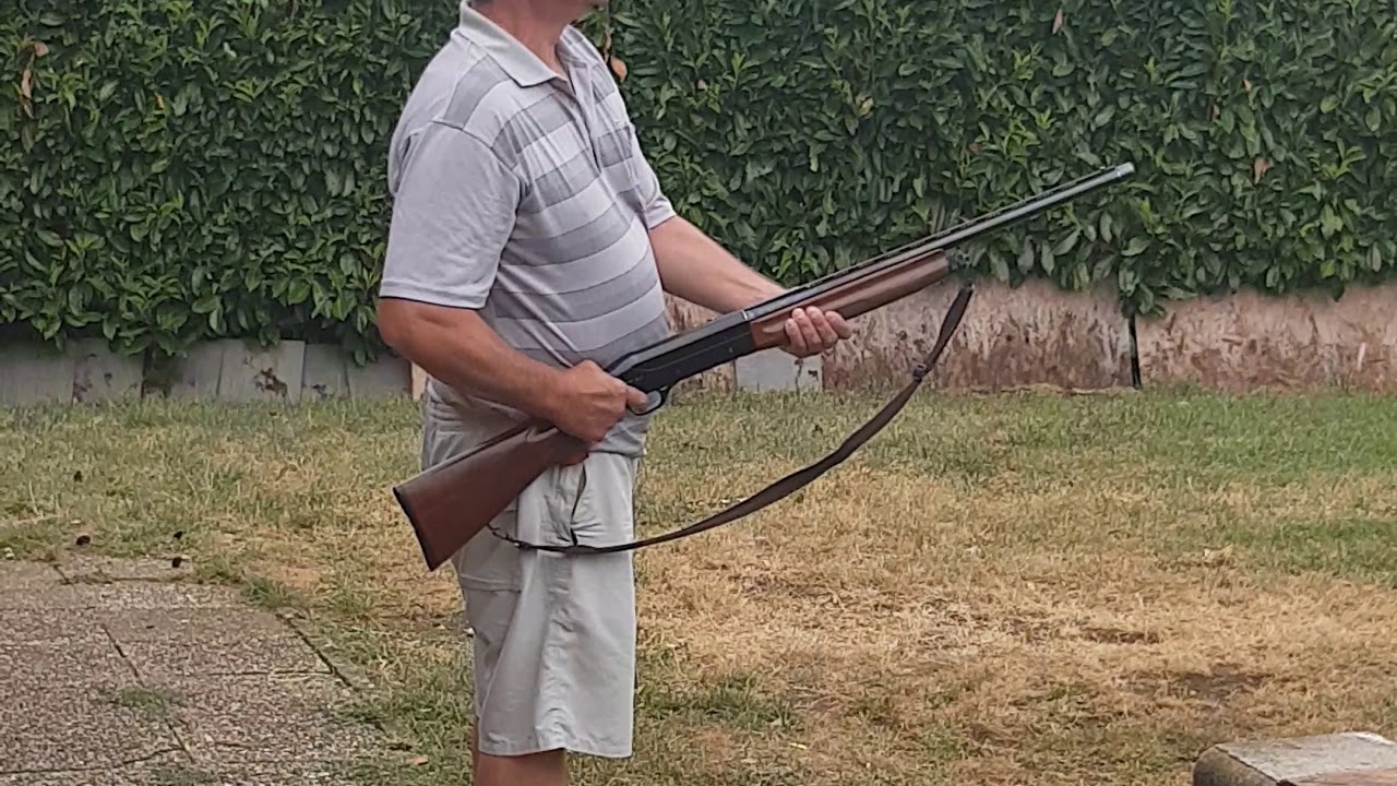 Fusil calibre 12 benelli semi automatique