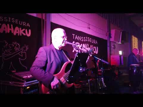 Helmi-orkesteri ja kappale