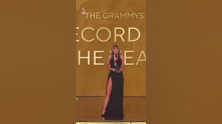 Kendrick Lamar wins  song of the year at Grammy's