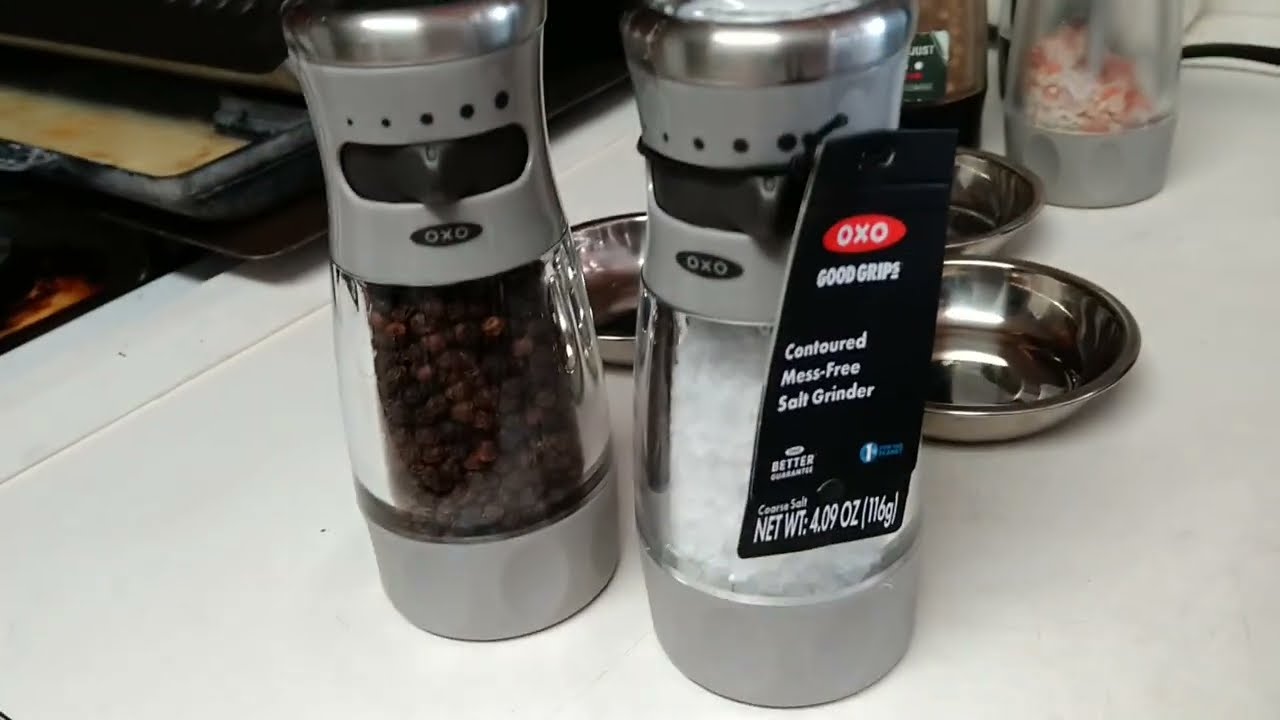 OXO Good Grips Contoured Mess Free Salt and Pepper Grinders Review