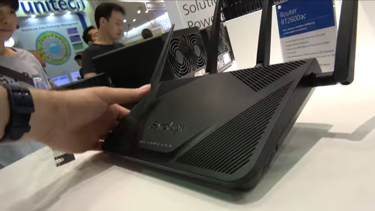 Synology CC400W Wi-Fi camera