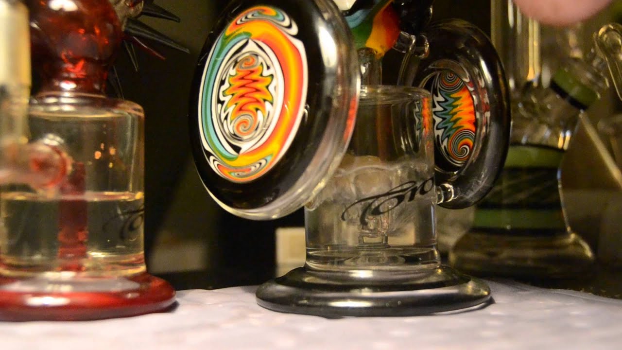 toro rainbow macaroon