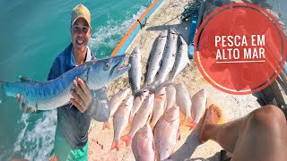 Pescando E Preparando Peixões Em Alto Mar - Pesca Sub