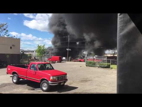 Plane crash near Teterboro Airport in Carlstadt: Raw video
