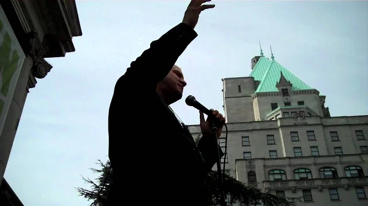 Dana Larsen addresses crowd at 4/20 marijuana rall...