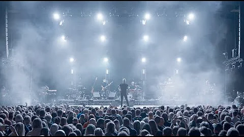 DAVID KOLLER - Šrouby (Live Forum Karlín 2024)