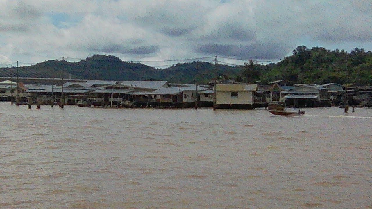 Pemandangan Kampung Ayer Dan Aktiviti Teksi Air Di Brunei Darussalam Youtube