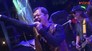 GARIS GARIS BINTANG - KAISAR ( Vokalis asli ) Live