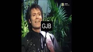 Vignette de la vidéo "Cliff Richard - We Don't Talk Anymore (Alternate version)"