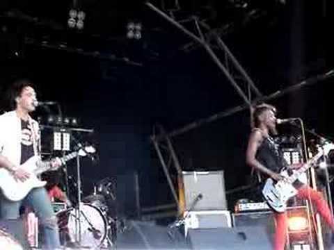 Ben & Jerry's Festival - The Noisettes - Monte Cristo