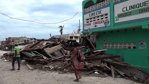 At least 400 dead in hurricane-hit Haiti: senator