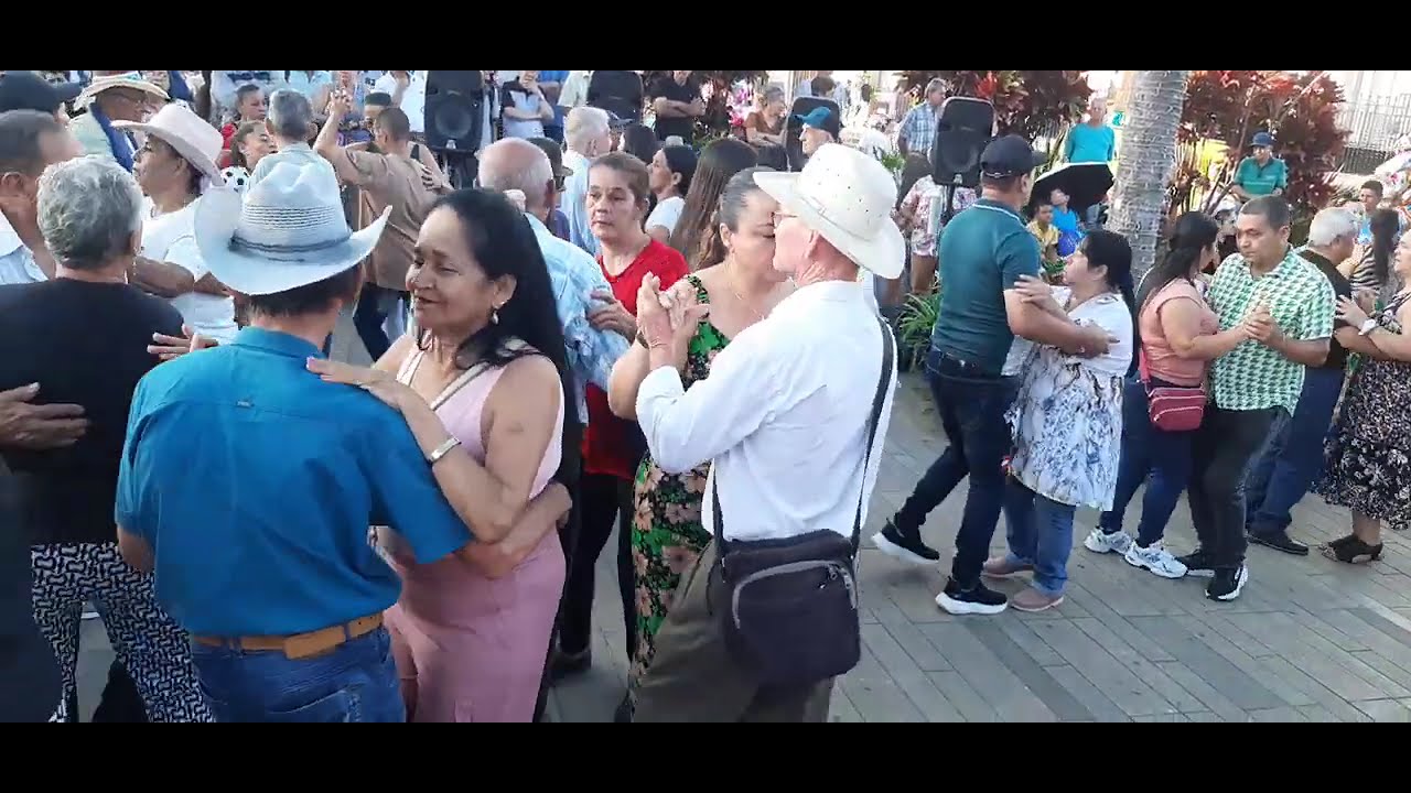 Los integrados parranderos. El trovador del Valle y Aguardiente pa' machos. Enero 12 2025.