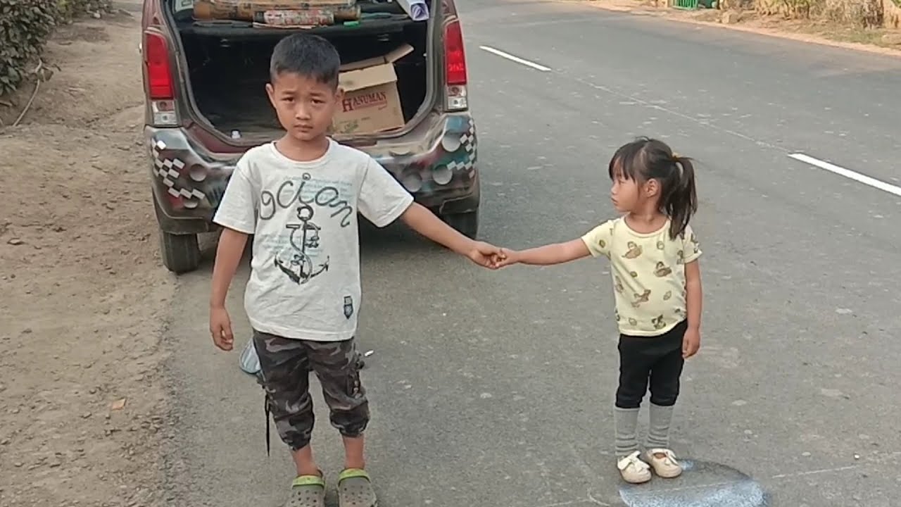 Drawing 3D bubbles in the street/21thMile Tuli