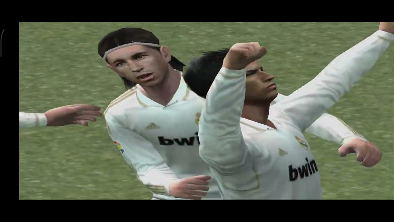 Jogando PS2 - PES 2012 - Real Madrid x Barcelona.