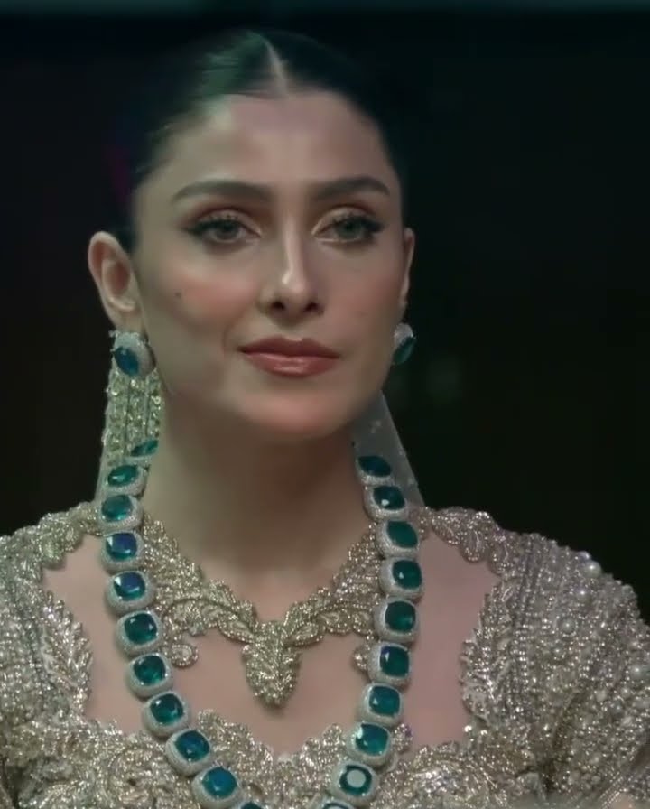?????? ???? Ayeza Khan ?? #shorts #wedding #bridal #ayezakhan