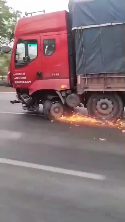 Macam macam model truk, berdasarkan jumlah gardan & roda #trukoleng #truck #trukfuso #engkelmania