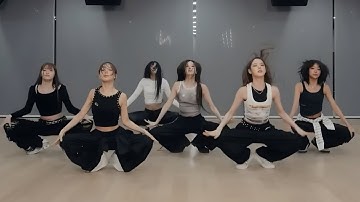 [Fixed ver.] izna “Mamma Mia” Mirror Dance Practice