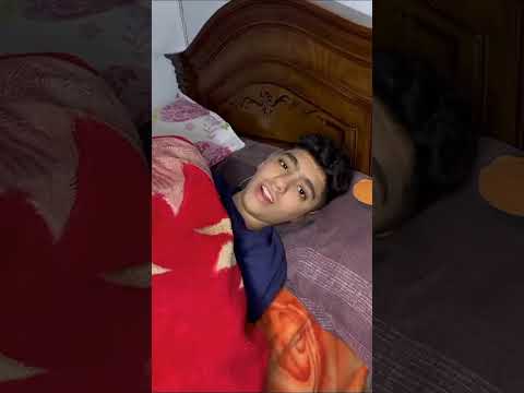 بحبك يا ساره وانت نايمه في العماره