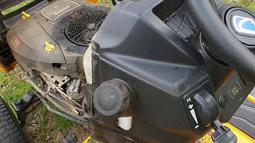 Cold Start of my Cub Cadet Lawn Tractor