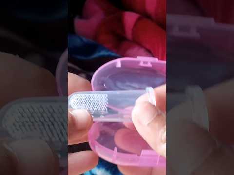 BABY TONGUE CLEANER
