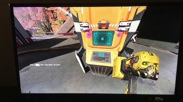 I found the rarest caustic heirloom animation in apex legends!Honestly can not believe it myself.