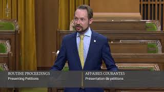 Presenting Petition 43201183