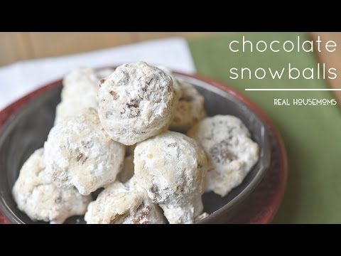 Chocolate Snowballs // Real Housemoms