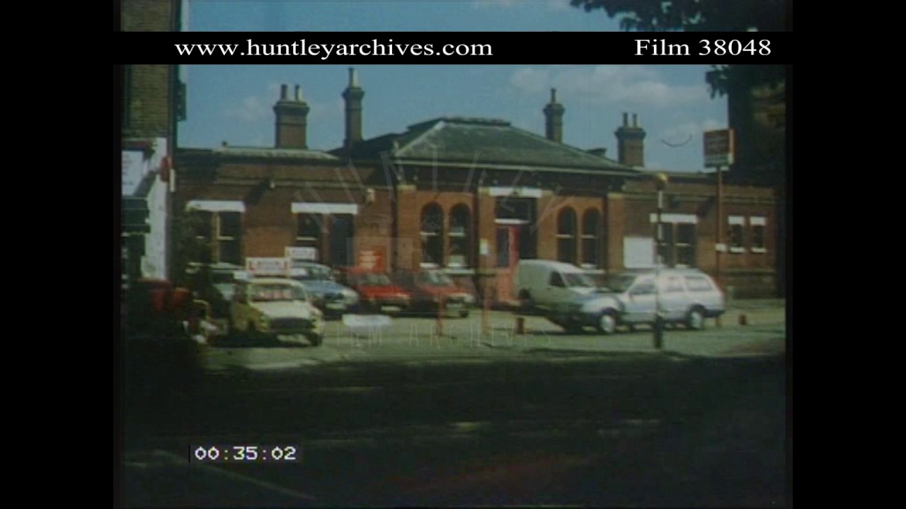 Elmers End station, Beckenham, Kent, 1970's.  Archive film 38048
