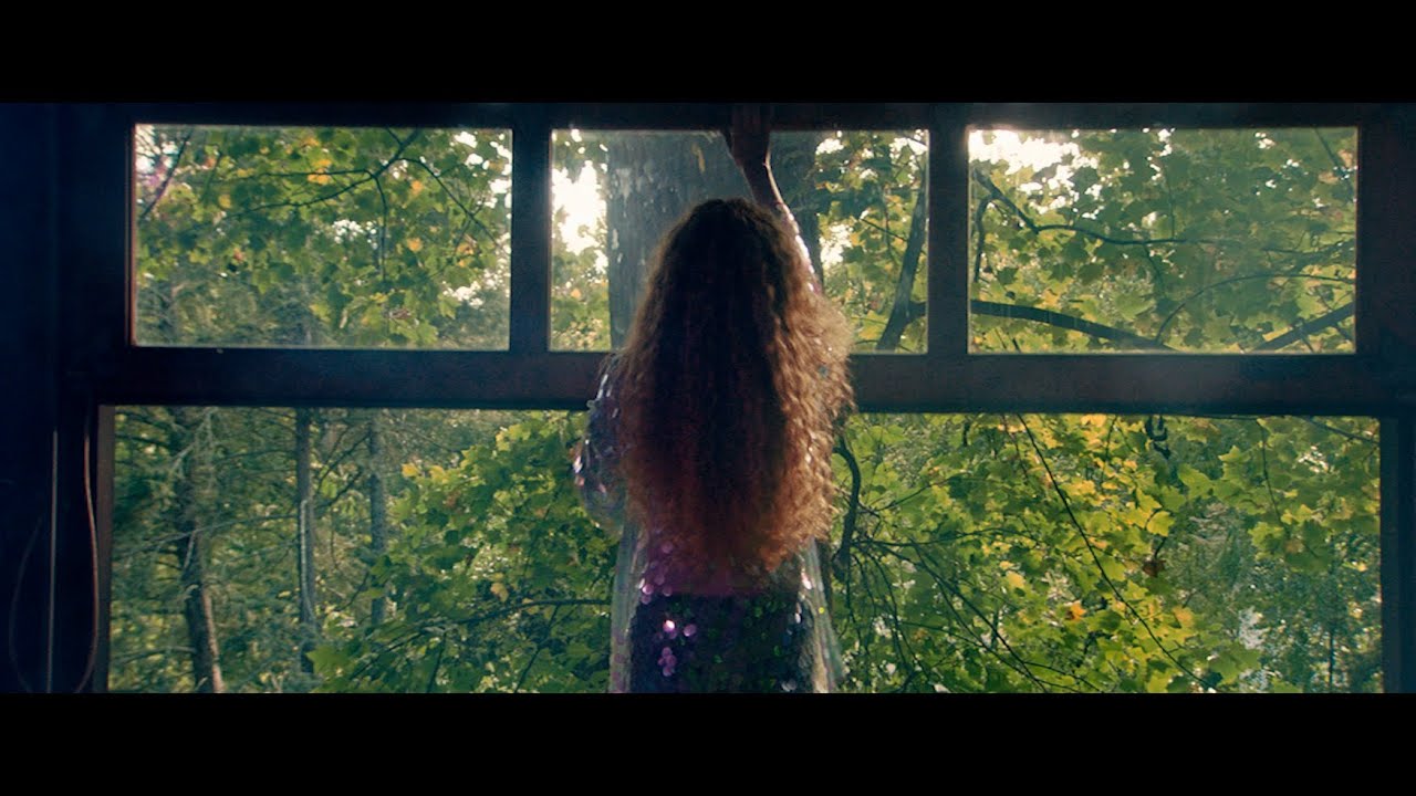 在 YouTube 上觀看「Cafuné - Talk (Official Video)」 在 YouTube 上觀看「Cafuné - Talk (Official Video)」