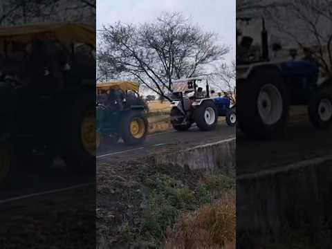 Johndeere5050 New Holland