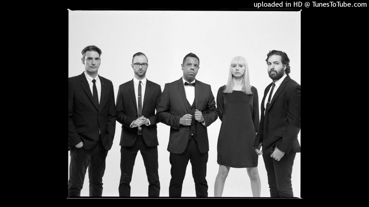 在 YouTube 上觀看「The Dears - Lost in the plot」 在 YouTube 上觀看「The Dears - Lost in the plot」
