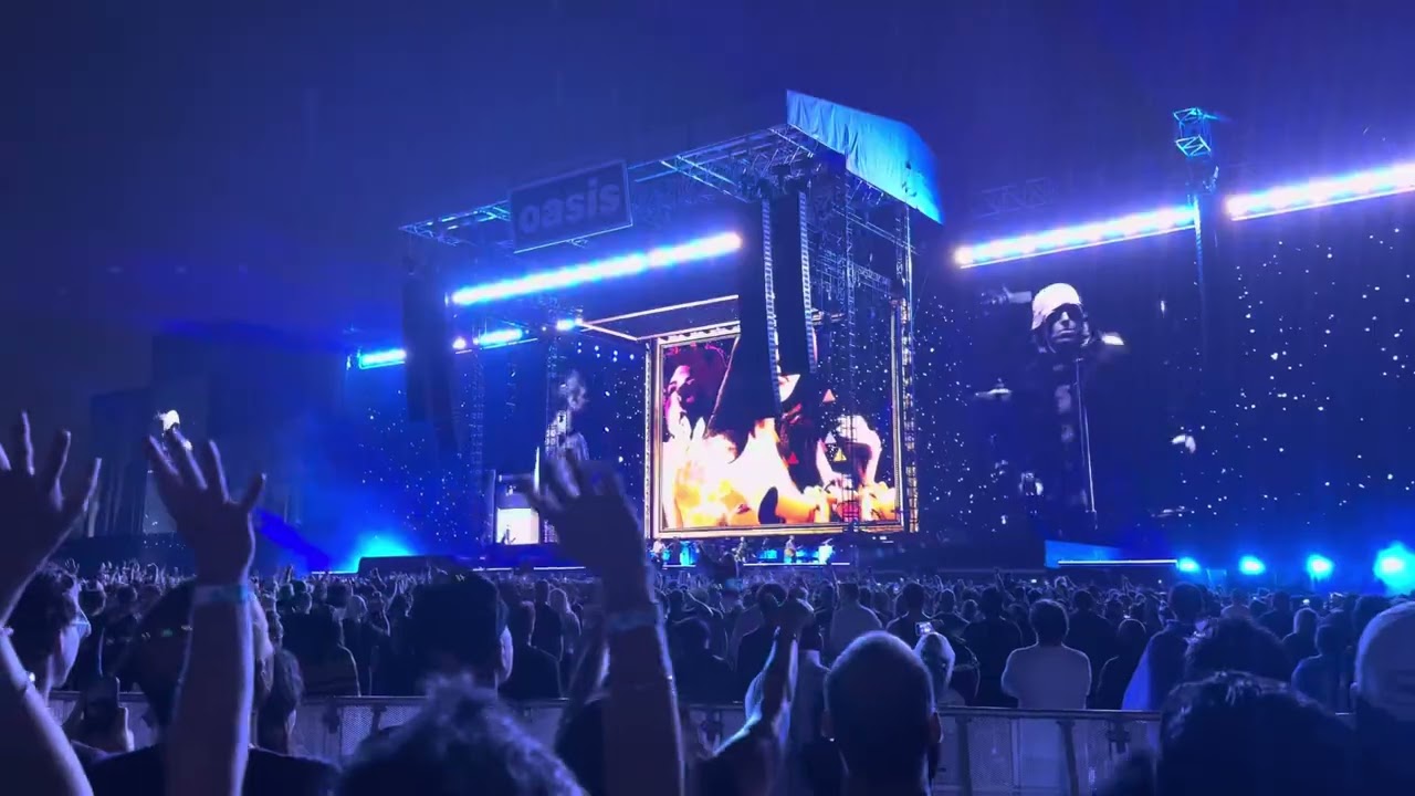 OASIS WONDERWALL 4K LIVE - Toronto Rogers Stadium 8/24/25 - Massive Crowd Singalong | Reunion Tour