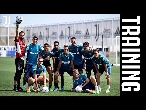 Nutmegs from Pogba, Flicks from Di Maria! | Juventus Training