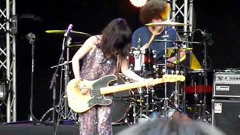 Yuck - Get Away - Live Laneway Singapore 2012