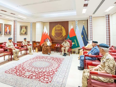 سمو ولي العهد نائب القائد الأعلى للقوات المسلحة يتفضل بزيارة القيادة العامة لقوة دفاع البحرين