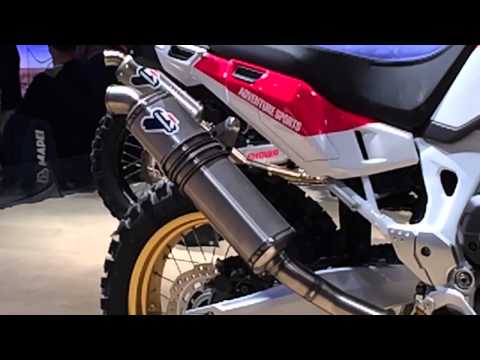 MOTOTURISMO - EICMA 2015 - One minute of... HONDA AFRICA TWIN 2015