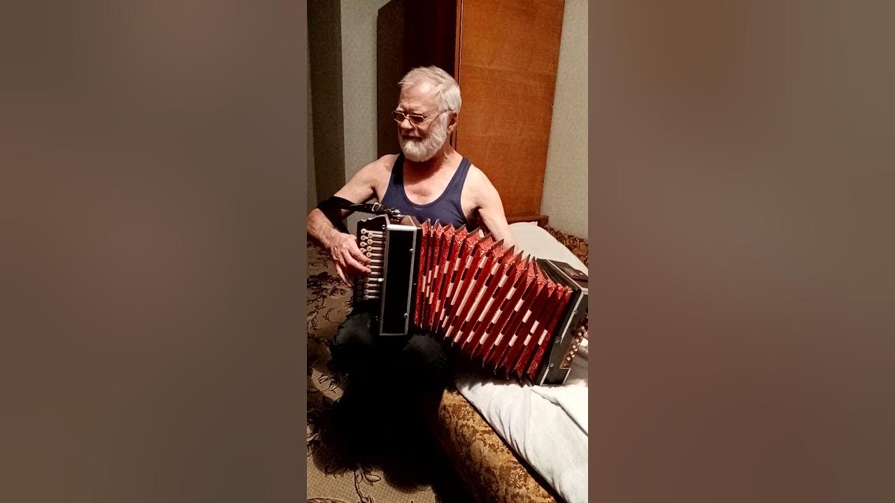 гармонист Сергей Алексеев - YouTube
