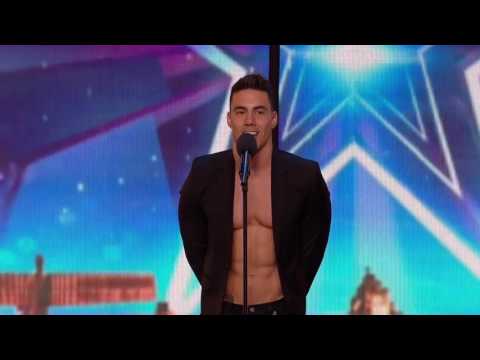 Guy Walks In And Gets A Yes For Doing Nothing!!! BGT