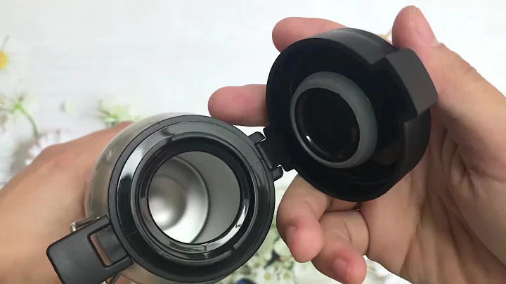 Bình Giữ Nhiệt Thép Không Gỉ Bumper Bottle Lock&Lock LHC4142SLV (650ml) - Bạc