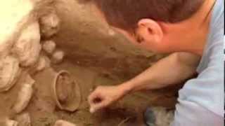Live Excavation of a Late Bronze Age Bowl.