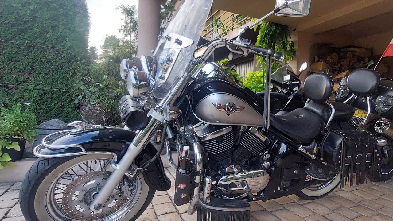 Kawasaki VN800 z 1996: serwis gaźnika, regulacja zaworów.