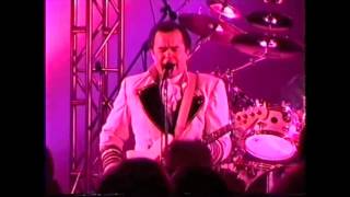 Phil &quot;Fang&quot; Volk w/Johnny Limbo &amp; the Lugnuts - December 31, 1997 -