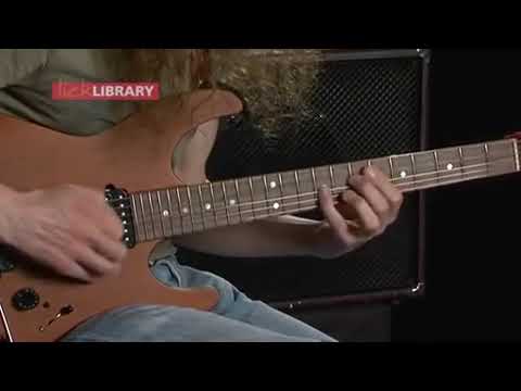 Guthrie Govan - Waves Live Performance | LickLibrary Webcast