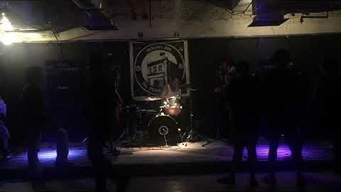 No Security//Rumah Api