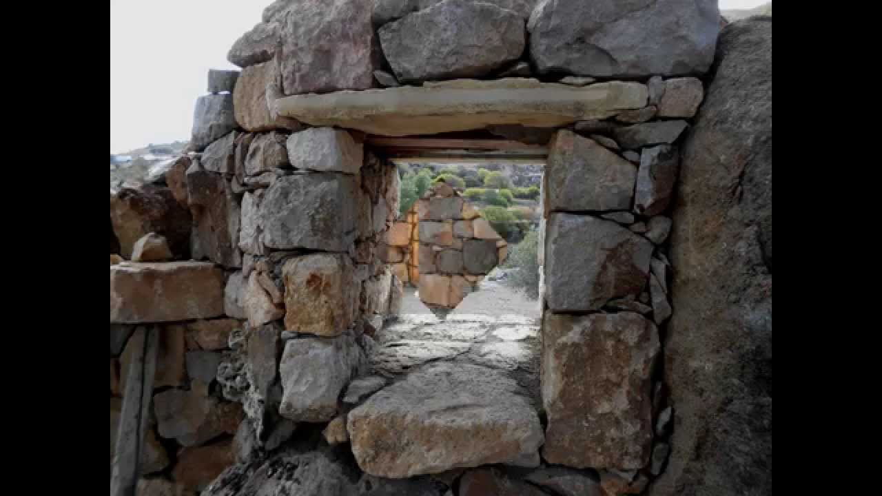 Строим каменный дом 2. Забор, лестница - YouTube