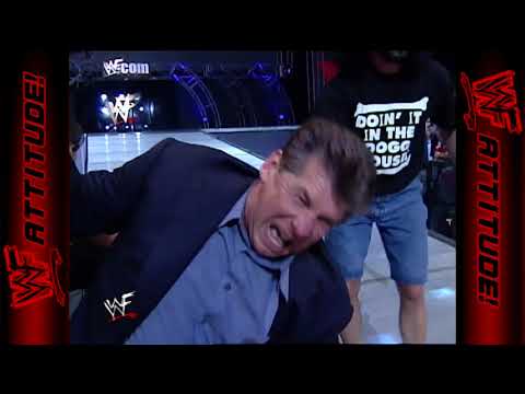 Undertaker returns as  American Badass  to RAW IS WAR 2000