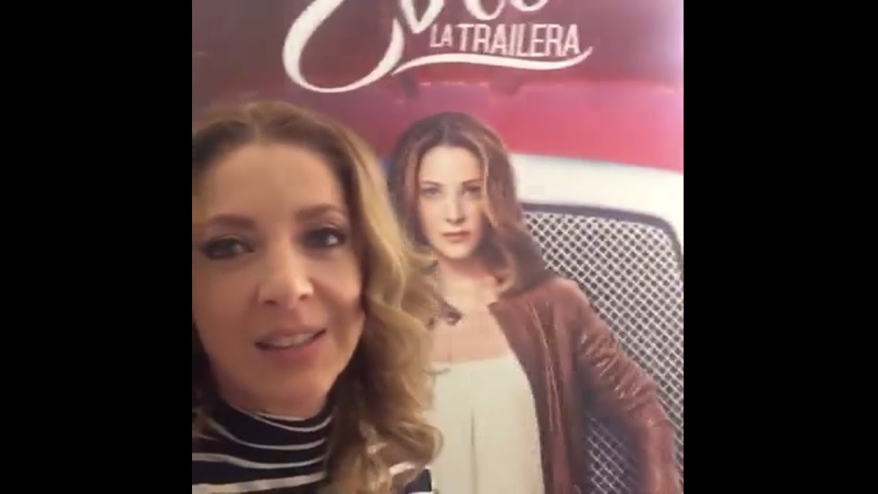 Eva La Trailera. Video chat con Edith Gonzalez 23.02.2016