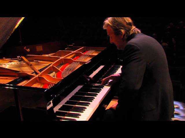 Barry Douglas Explores And Performs Britten S Piano Concerto Youtube