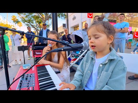 Crowd Stops In Awe As 4 Year Old Sings Goodness Of God Crowd Stops In Awe As 4 Year Old Sings Goodness Of God